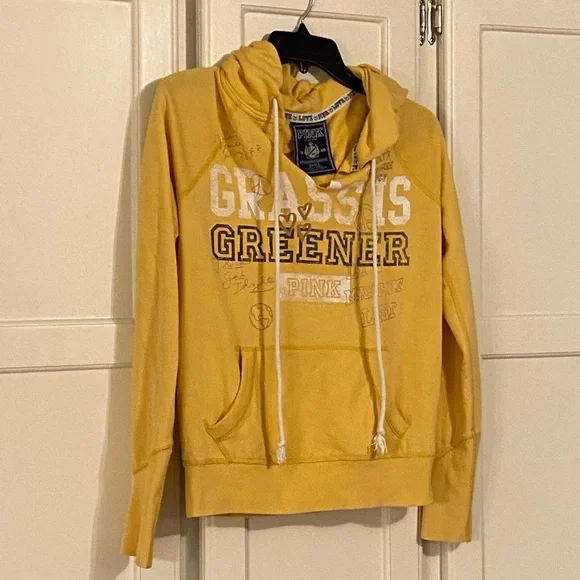 🩷🛍️New PINK Vintage Yellow Pullover Hoodie💛 - Picture 2 of 11
